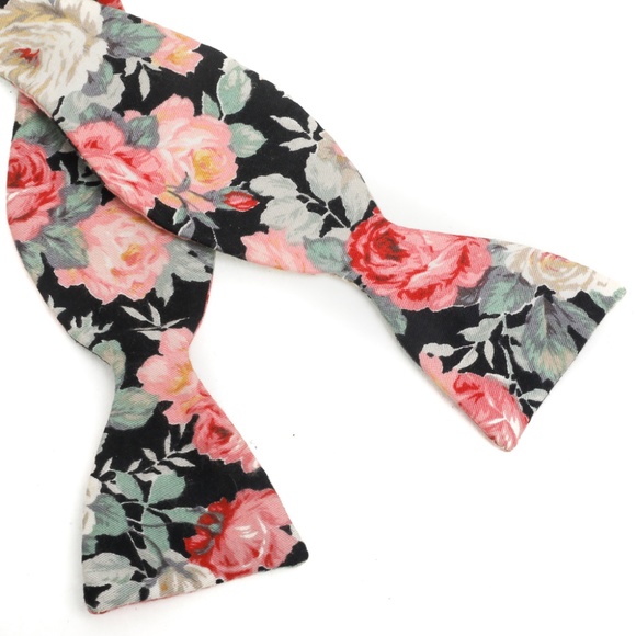 Unbranded Floral Bowtie - Picture 2 of 5